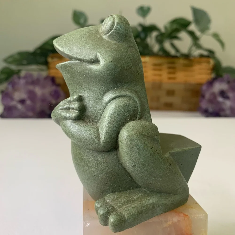 Green Frog Statue Cast Stone Garden Shelf Sitter Indoor Outdoor Figurine 3.5